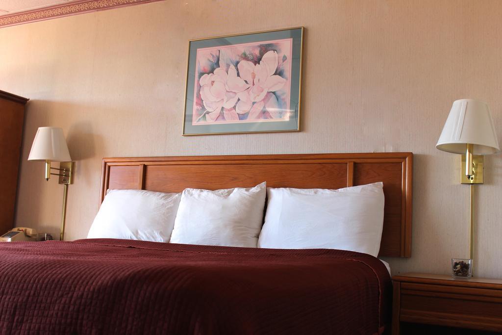 Regency Inn Richmond Dumbarton Extérieur photo