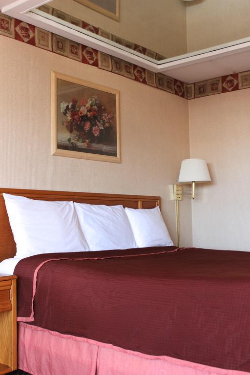 Regency Inn Richmond Dumbarton Extérieur photo