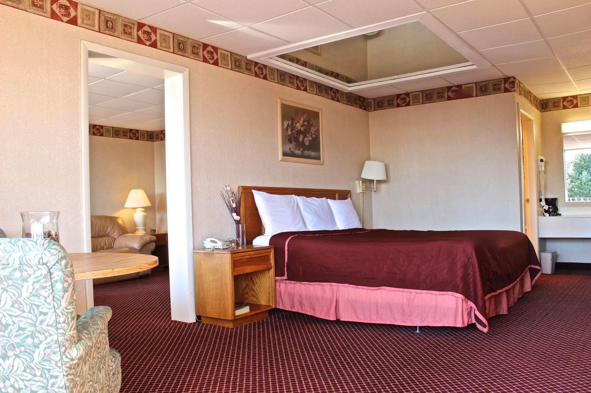 Regency Inn Richmond Dumbarton Extérieur photo
